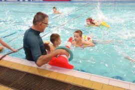 Poprvé ve velkém bazénu - MŠ