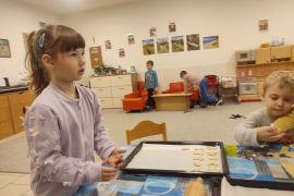 Pečeme vánoční perníčky a linecké