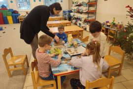 Pečeme vánoční perníčky a linecké